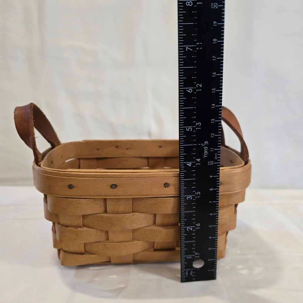 Longaberger Basket Handwoven Dresden OH 1998 Small Woven Basket Leather Handles - Picture 9 of 10
